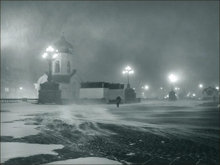 Храм в метель. Метель и Церковь. Церковь в пургу. Метель в городе. Ни в пургу