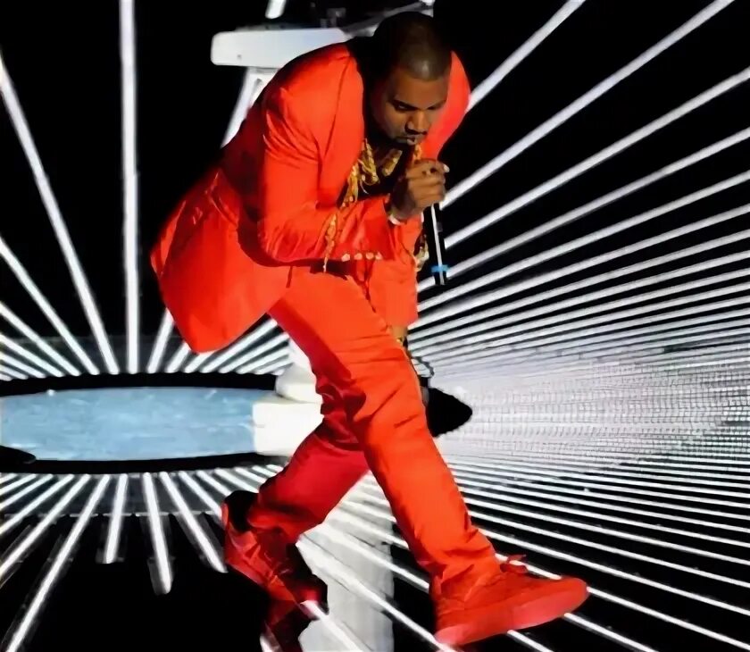 Канье runaway. Kanye West 2010. Kanye West VMAS. Kanye West Runaway.