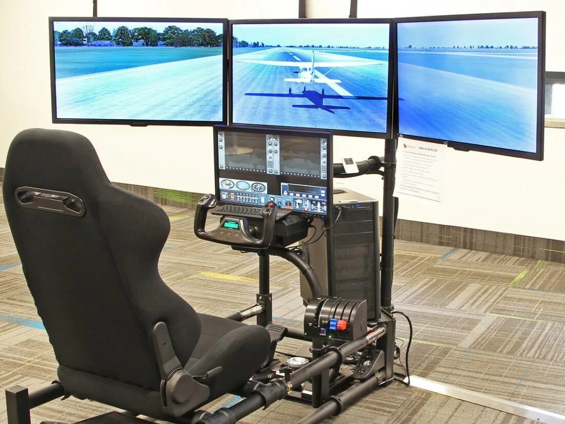 Drone racing simulator. Стендкинефе симулятор. стенд файз симулятор. multicab simulator. вууук simulator производитель.
