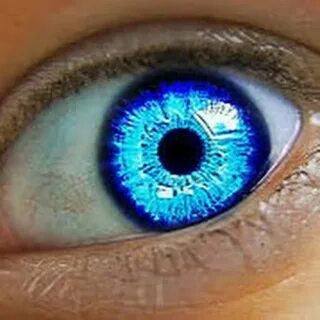 Colour the eyes blue