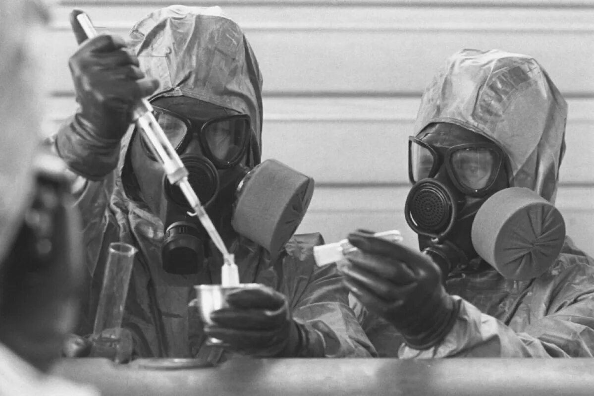 Военное химическое оружие. Химическое оружие. Отравляющие вещества химического оружия. Боевых отравляющих веществ.
