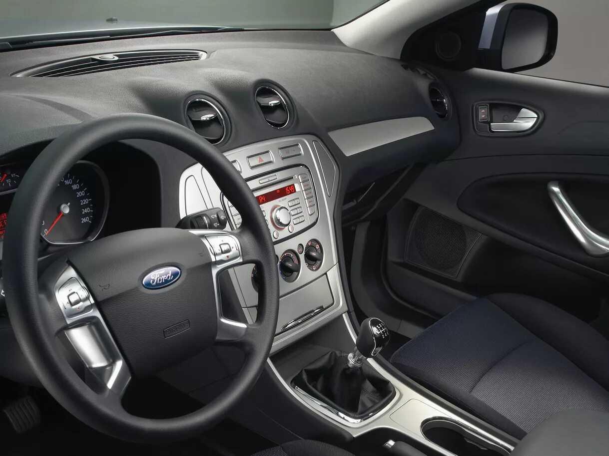 Салон форд мондео 4 титаниум. Ford mondeo 2007 салон. Ford mondeo 4 рестайлинг салон. Авито форд салон. Авито форд салон.