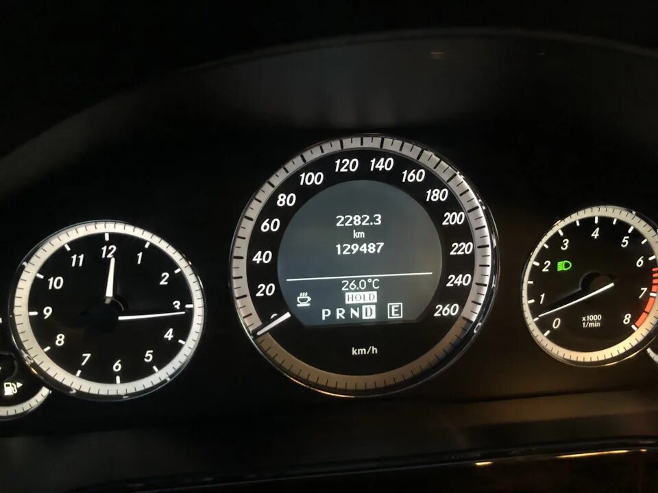 Ошибки w212. W212 перегрев. w212 перегрев мотора. значок перегрева мерседес. температура двигателя w212.