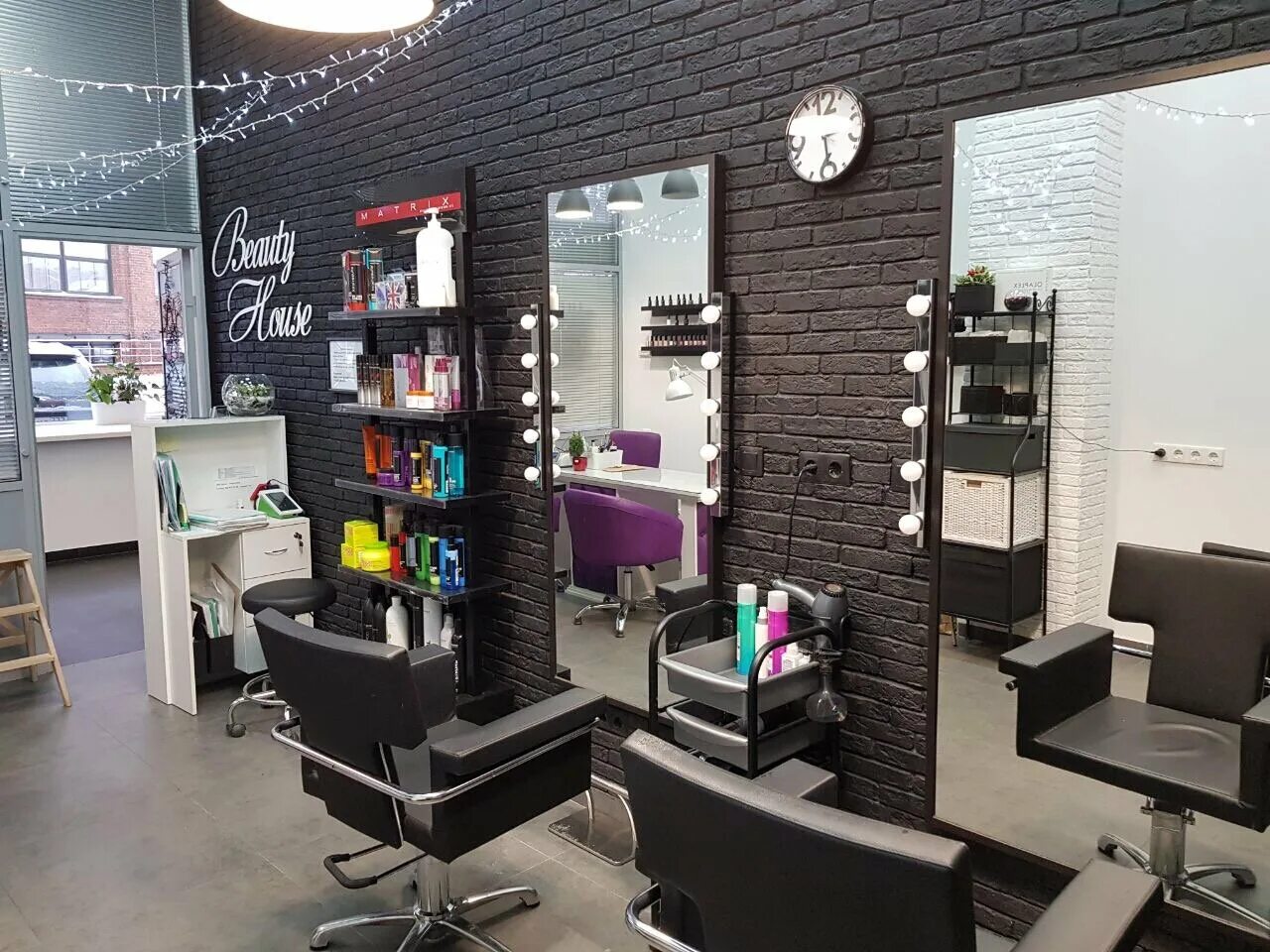 салон красоты бьюти хаус. Beauty house kb воронеж. 9 января 50 чита бьюти хаус. бьюти хаус москва улица земляной вал. Art house 8/17, екатеринбург.