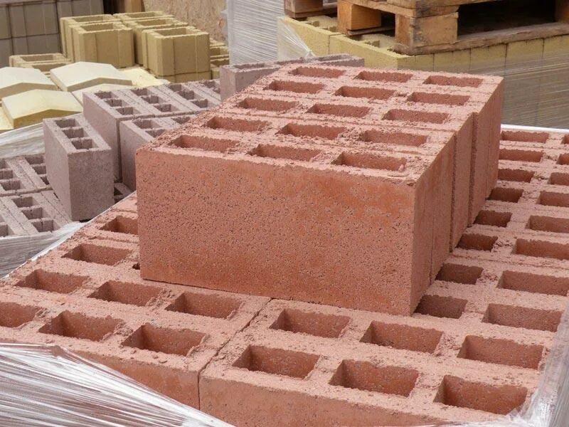 Блок керамзитобетонный 200х200х400. Красный шлакоблок. Бетонный блок 2х пустотный 390х120х188. Красный шлакоблок. Цветные блоки для строительства.