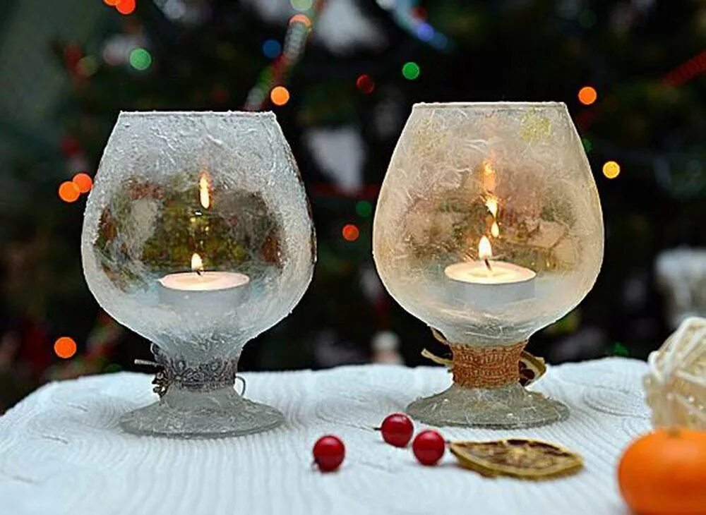 30 Cheap and Easy Homemade Wine Glasses Christmas Candle Holders, #CANDLE #Cheap
