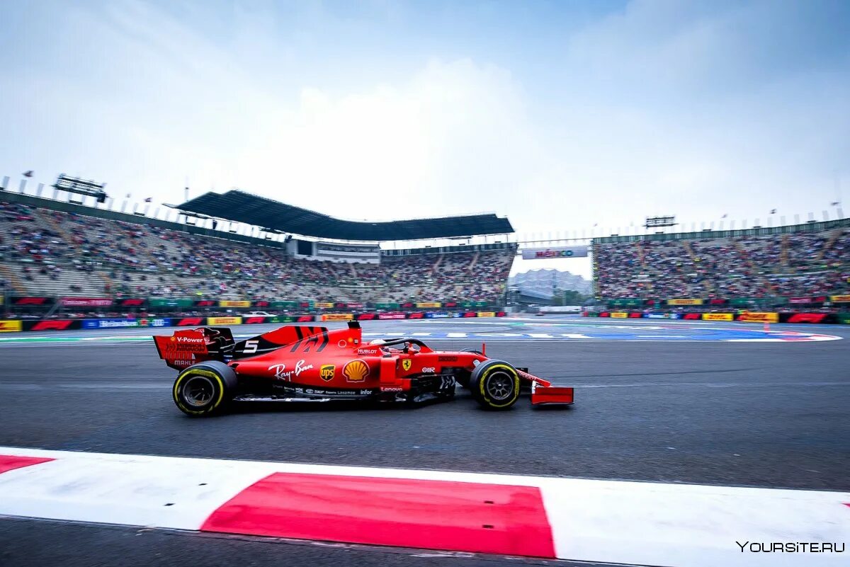 Grand prix f1. Болид Феттеля Феррари. Ferrari f1 Sebastian Vettel Bolide. Гран при формула 1.