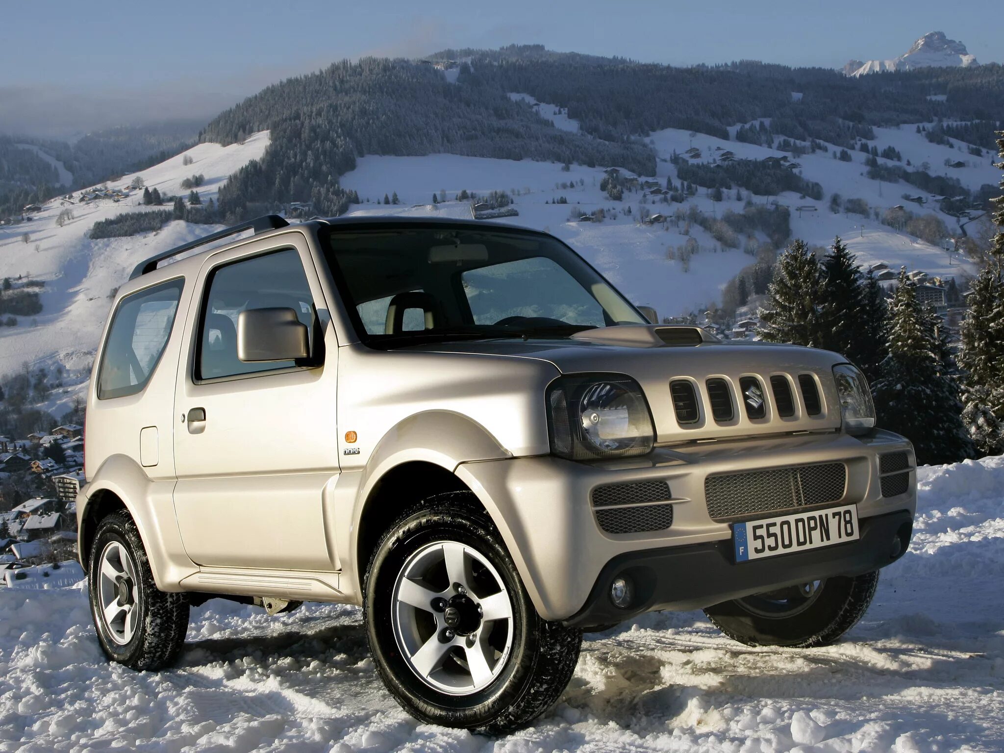 Купить сузуки трехдверный. Suzuki Jimny 2016. Suzuki Jimny 3. Мини джип Сузуки Джимни. Suzuki Jimny 43.