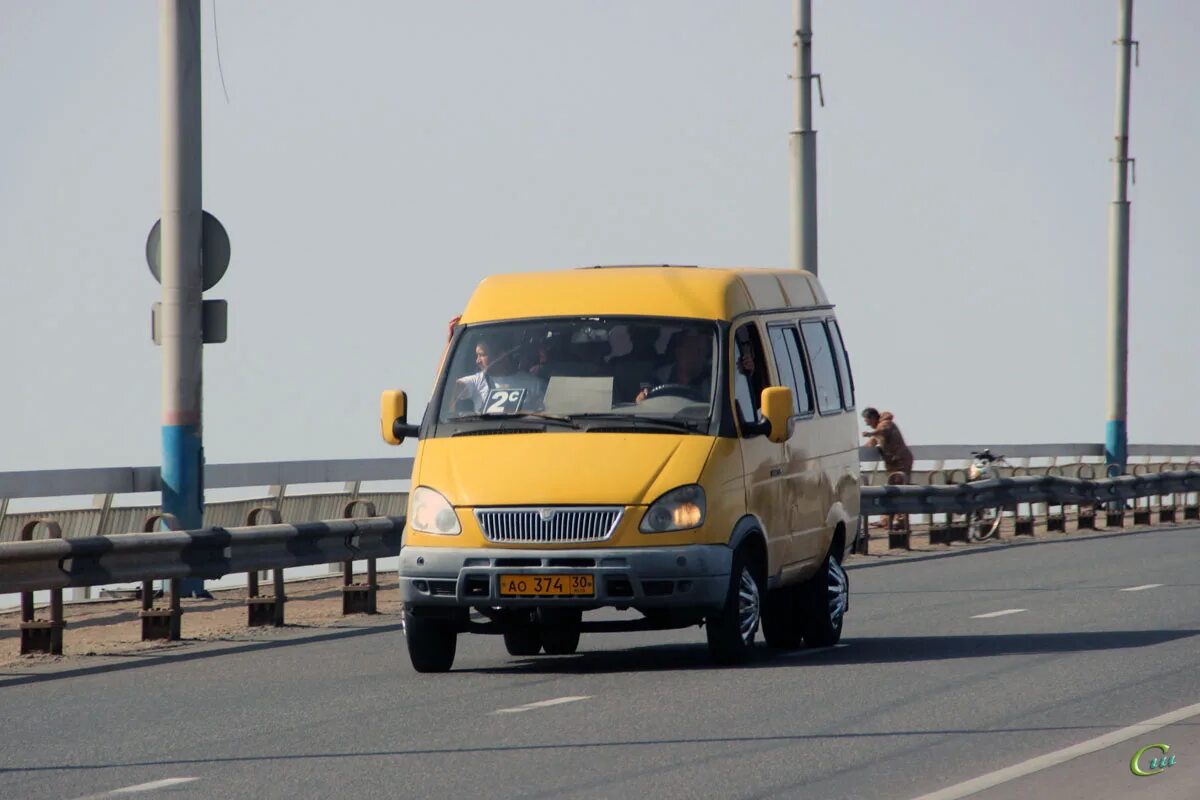 Местоположение автобусов астрахань. Астраханский автобус. астраханские маршрутки. автобусы астрахань. троллейбус астрахань.