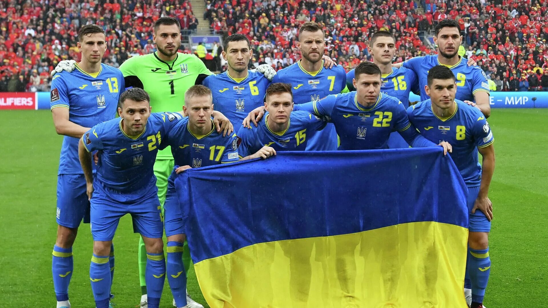 Ворскла 1-2 шахтер. Лео месси аргентина 2022. Сборная украины на чм 2006. Малиновский сборная украины. Чемпионат украины по футболу 2024 года.