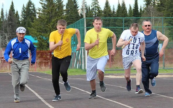 Подслушано уинское в контакте уинская оппозиция. Уинское эстафета. Уинская школа. Стадион Уинское. Эстафеты на день физкультурника.