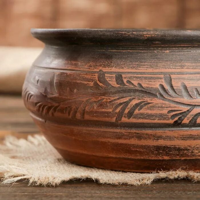 Глина микс. Солонка 0,1л красная глина. Глиняный горшок. Жаровня красная глина. Глина красная.