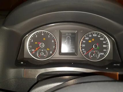 Значки на панели тигуан