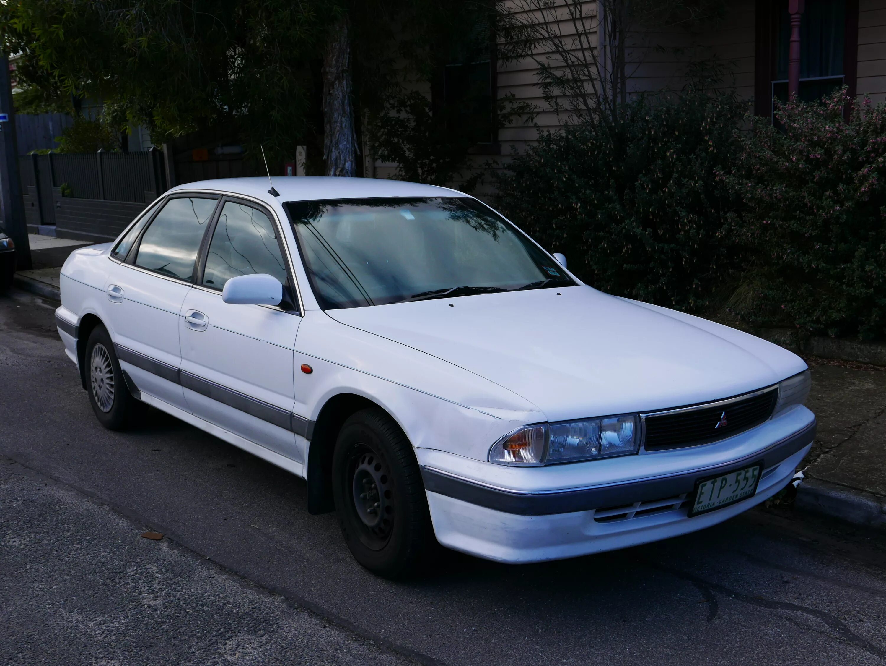 Mitsubishi 1992