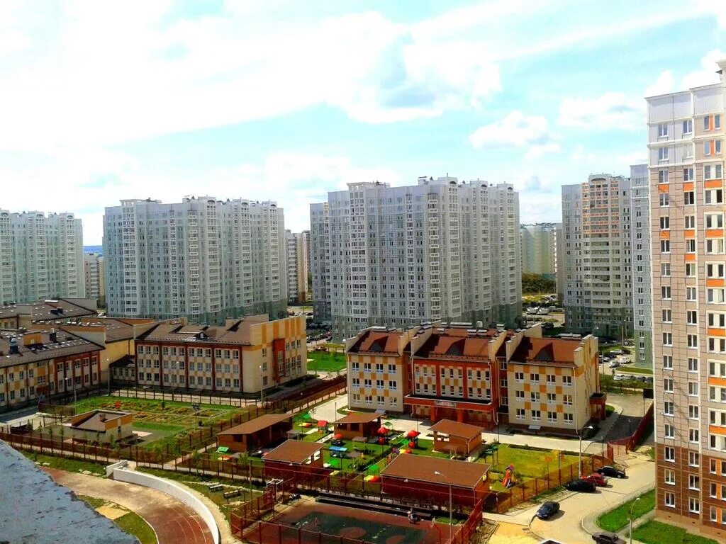 Город подольск московской области. Кузнечики 2 московская область. Подольск, микрорайон кузнечики. Подольск, улица горького, 17. Город подольск мкр кузнечики.