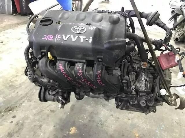 Подкапотка тойота ист. Ист 1. Ист 1. Двигатель 2nz-fe. Toyota 1nz двигатель.