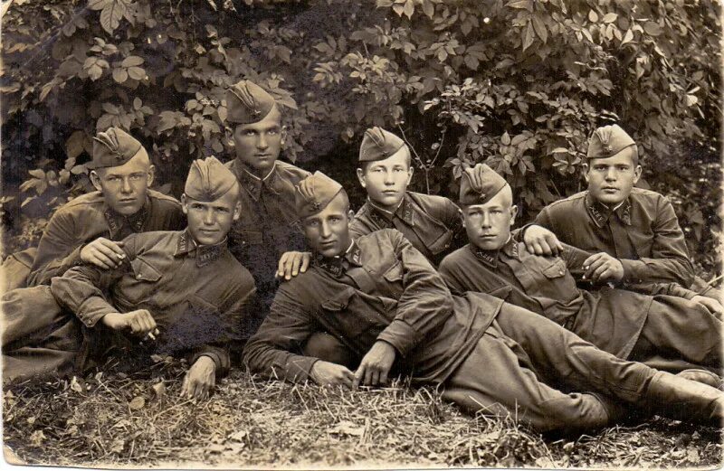 5 октября 1941 года подольские курсанты. великая отечественная война подольские курсанты. подольские курсанты в битве за москву. подольские курсанты в битве за москву. подольские курсанты год.