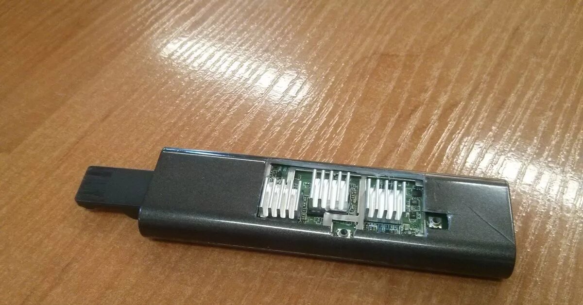 Usb модем билайн. Zte mf90 внешняя антенна. Модем без батареи. Модем без батареи. Роутер мтс d-link.