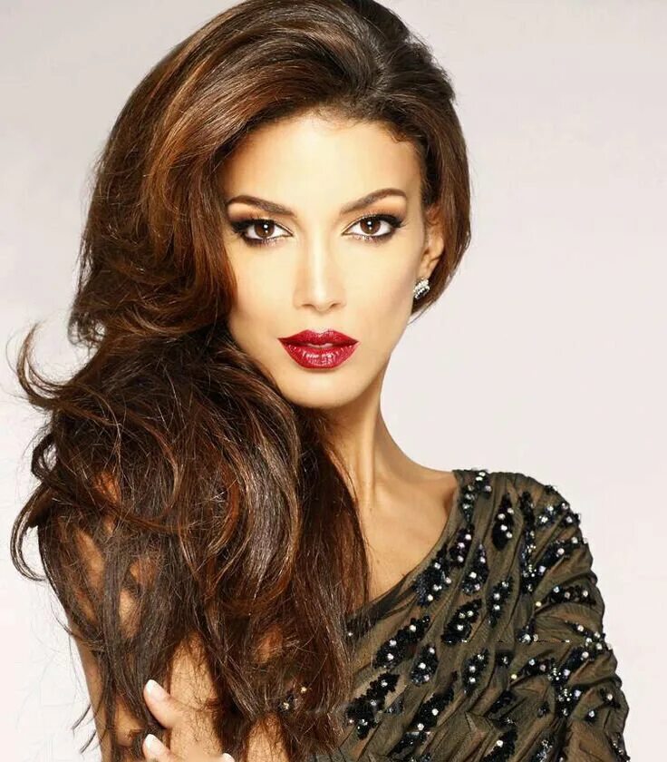 Восточный тип женщин. Тип внешности зима. Восточный тип женщин. Восточный макияж. Брюнетка восточной внешности.