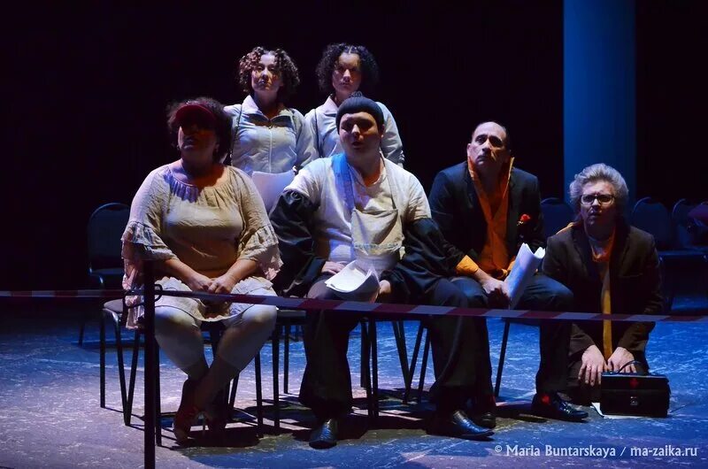 Театр юного зрителя екатеринбург. Театр тюз санкт-петербург. Театр екб тюз. Театр юного зрителя санкт-петербург. Волгоградский театр юного зрителя.