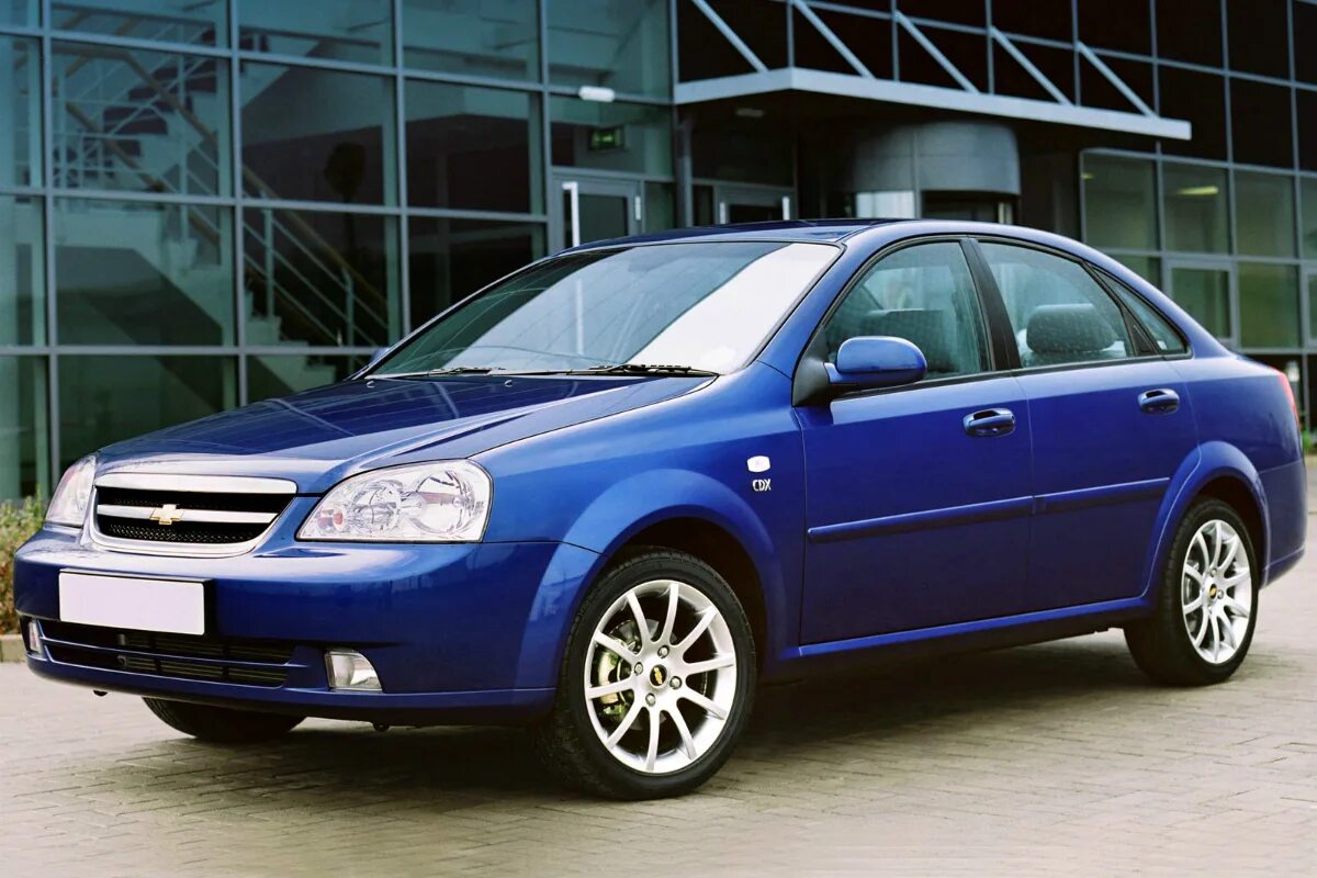 Автомобиль лачетти универсал. Шевроле Лачетти седан. Chevrolet Lacetti j200. Chevrolet Lacetti 1. Шевроле Лачетти седан 1.6.