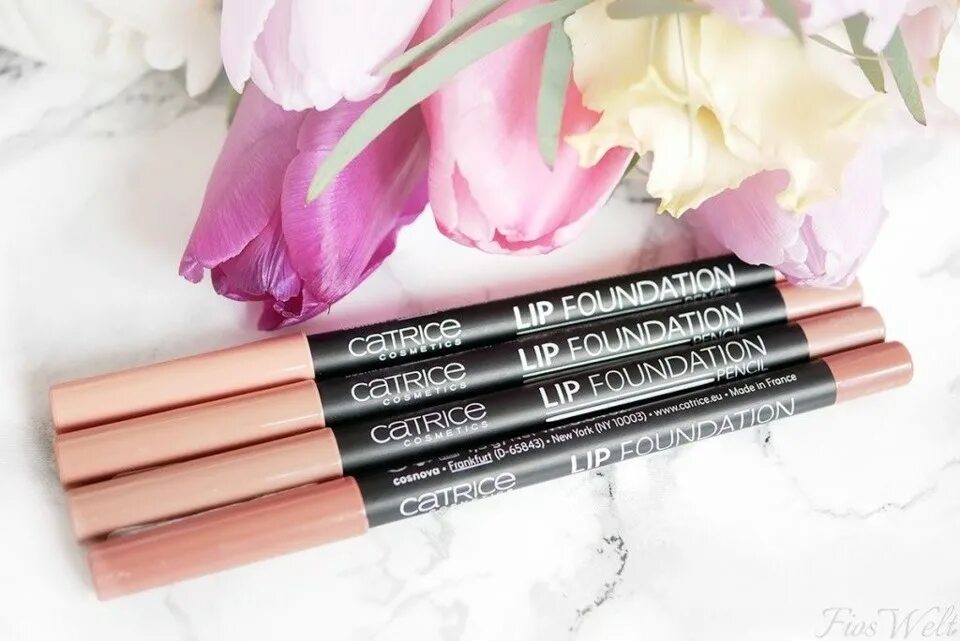 Catrice помада для губ. Catrice Lip Foundation Pencil. Plumping Lip Liner оттенка 020, Catrice. Catrice Plumping Lip Liner 150 свотчи. Catrice Plumping Lip Liner.