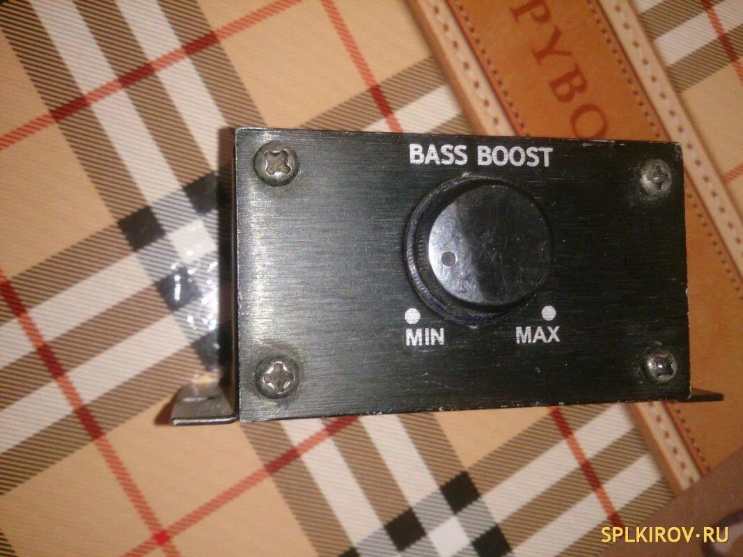 Bass bass boost 2. Регулятор баса Bass Boost. Регулятор Bass Boost Mystery. Bass Boost регулятор Басов. Регулятор баса Crunch.