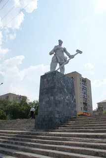 Памятники темиртау
