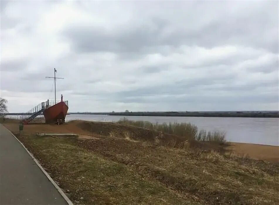 Уровень воды в котласе на сегодня. Водные объекты Архангельской области Северная Двина. Северная Двина паводок 2016 год. Северная Двина Котлас. Паводок на Северной Двине 2022 году Котлас фотографии.