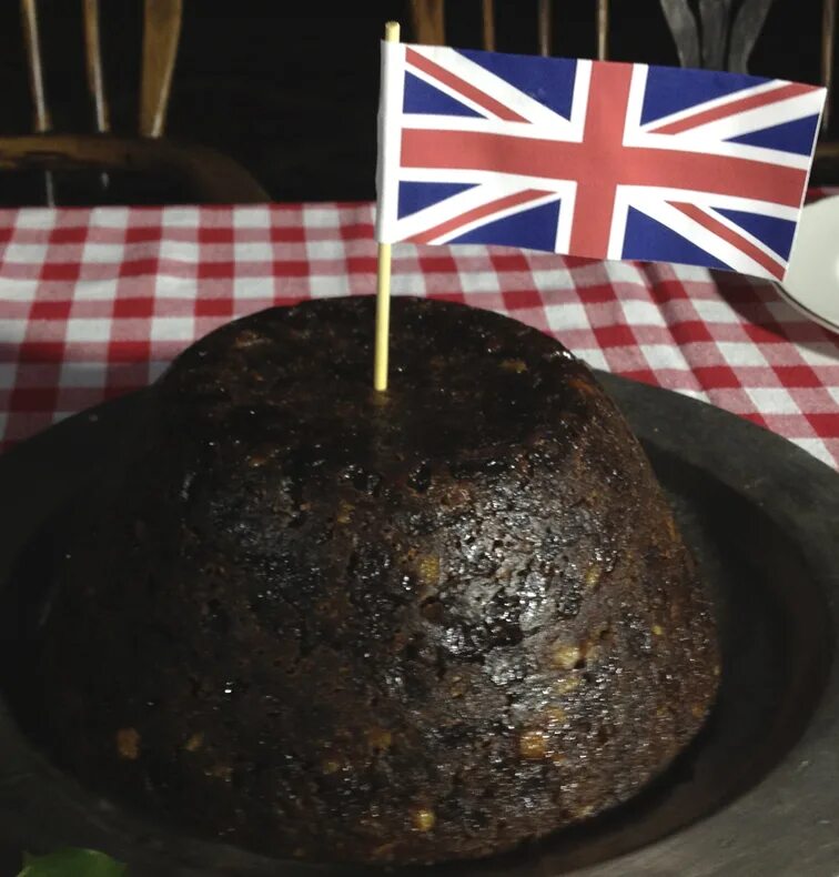 Английский Рождественский пудинг (Plum Pudding). Рождественский пудинг в Великобритании. Black Pudding в Великобритании. Чёрный пудинг английский. Для приготовления пудинга вере