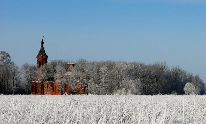 Успенская Церковь Лукинское. Лукинское (Владимирская область). Деревня Лукинская Вельский район. Деревня красное.