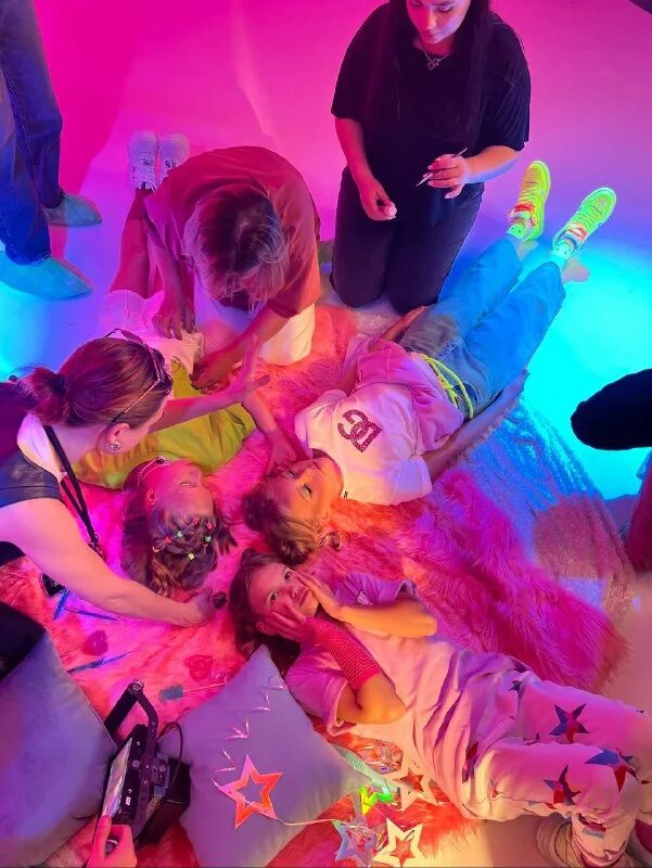 Песни мирославы та самая девчонка. “barbie” клип с девочкой. Песни мирославы та самая девчонка. Песни мирославы та самая девчонка. Песни мирославы та самая девчонка.