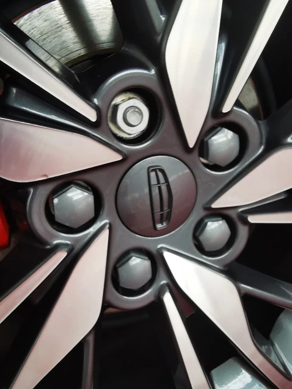 Диски на geely coolray. Geely coolray 17 диски.