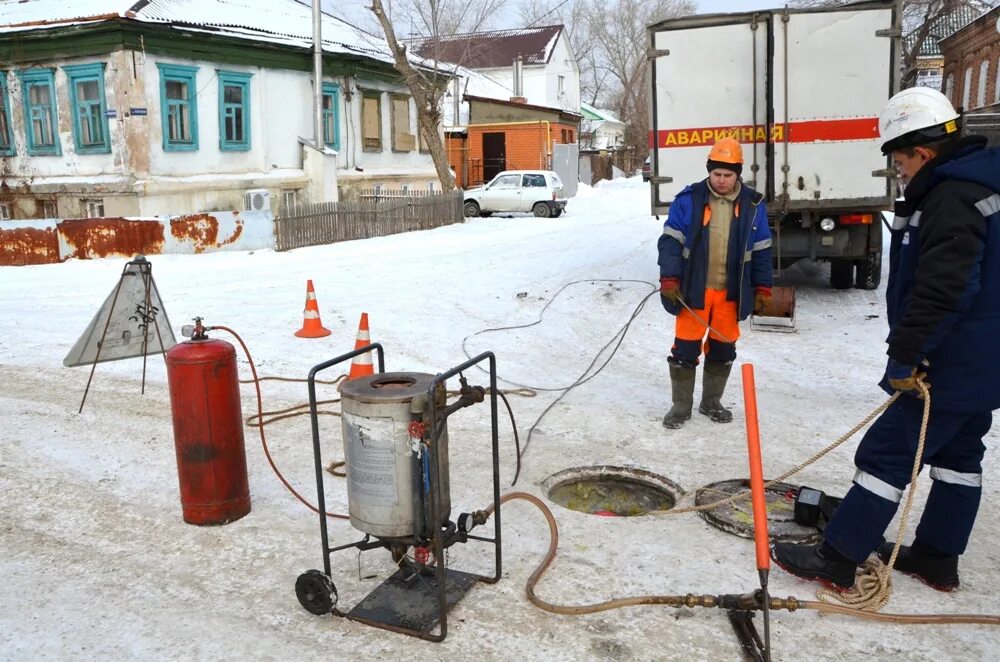 Приспособление для отогрева водопроводов. Отогрев водопровода и канализации. Отогрев трубопровода. Парогенератор для отогрева труб. Отогрев скважин