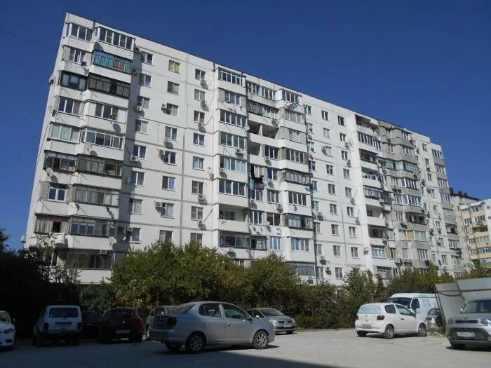 Magazin khoztovarov i bytovoy kh, household supplies store, Russia, Novorossiysk
