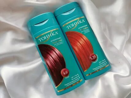 Жалаңаш қызыл шашты Ариэль