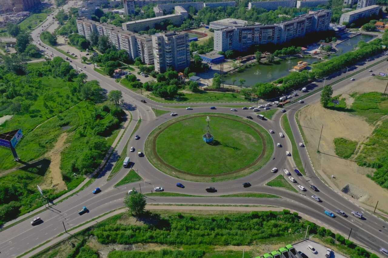 Кольцевая улица благовещенск. Калининское кольцо Благовещенск. Кольцевая развязка на Калинина в Благовещенске. Кольцевая развязка Благовещенск ул Калинина. Кольцо Калинина Благовещенск.