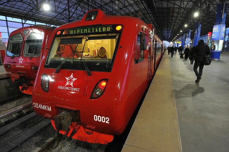 Электричка в шереметьево. Аэроэкспресс шереметьево станции. aeroexpress шереметьево электропоезд. поезд аэроэкспресс в шереметьево. аэроэкспресс белорусская.