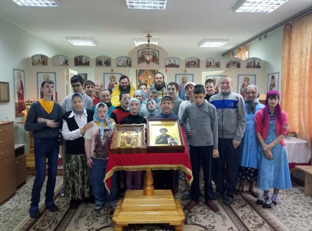 сергиево посадский детский дом. школа для слепоглухонемых сергиев посад. интернат березка сергиев посад. сергиево посадский детский дом.