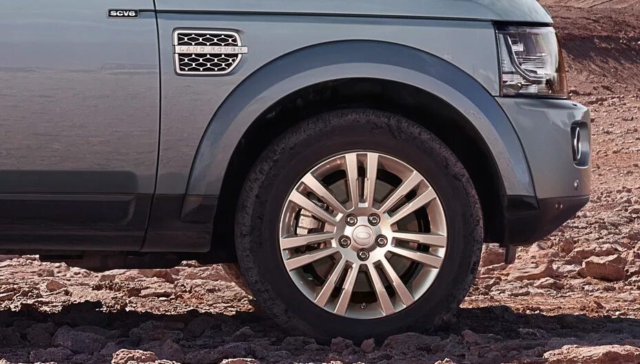 Discovery 3 r20. Дискавери 4 r22. Колеса land rover discovery. Колеса land rover discovery. Дискавери 4 r22.