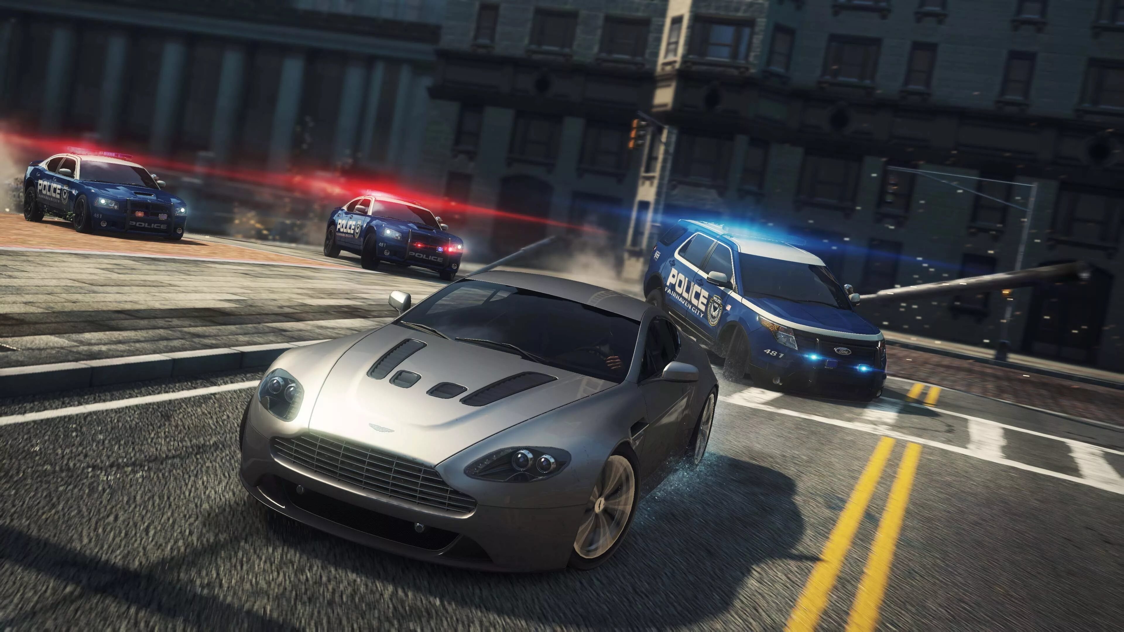 Игры машины нфс. Нфс МВ 2012. Нфс most wanted 2012. NFS most wanted 2012 погоня. Aston Martin v12 Vantage NFS.