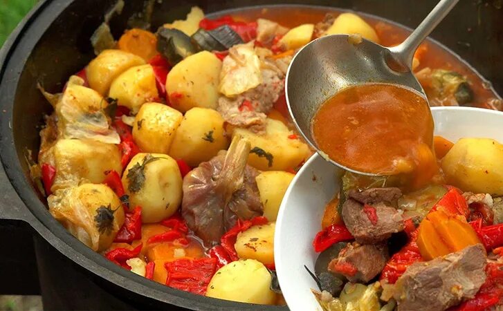 Басма в кастрюле. Домляма по-узбекски в казане. Дымляма. Блюда в казане сталик ханкишиев на костре. Басма в казане рецепт.