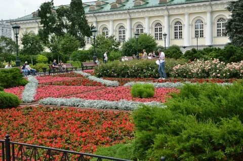 Красивые сады в москве