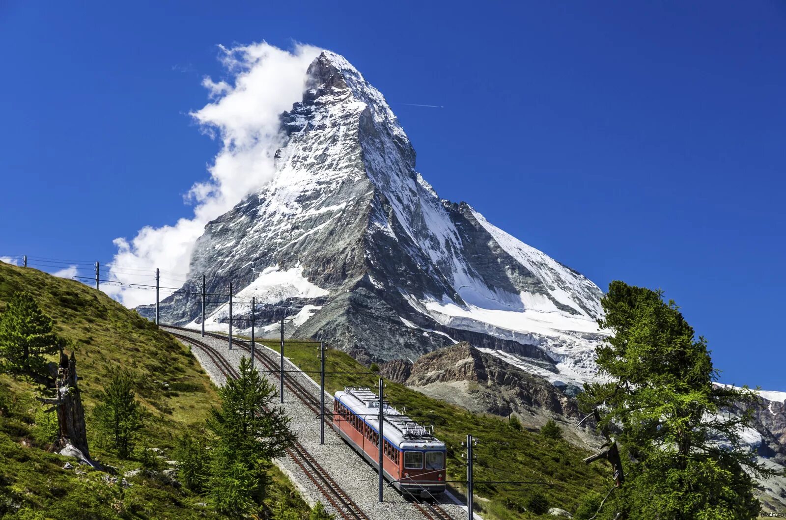 Гора маттерхорн в швейцарии. Пик маттерхорн швейцария. Matterhorn гора в швейцарии. Matterhorn гора в швейцарии. Самая высокая гора швейцарии.