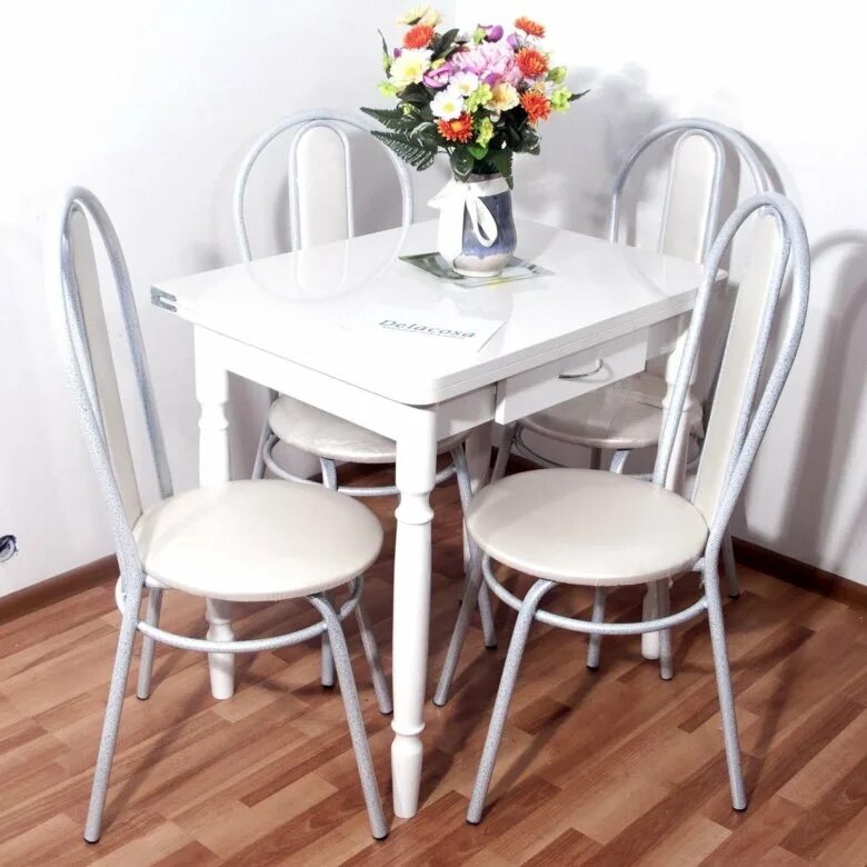 Столы кухонные 50 50. Кухонный стол 80х60 икеа. Стол кухонный 100x60 Винтаж. Белый стол на кухню. Белый стол и стулья для кухни.