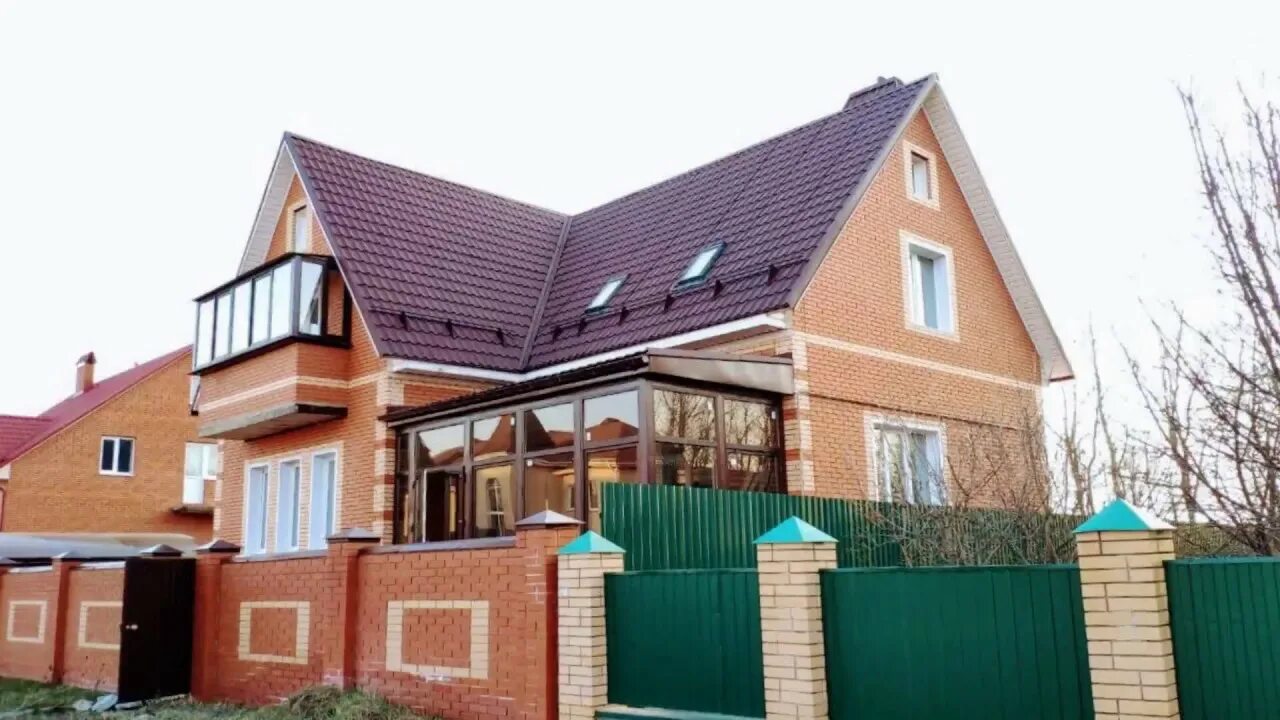 Беседки в долбенкино железногорск курская область. Ипподромная улица курск. Коттеджи курская область. Авито частный дом. Курчатов парк коттеджи.