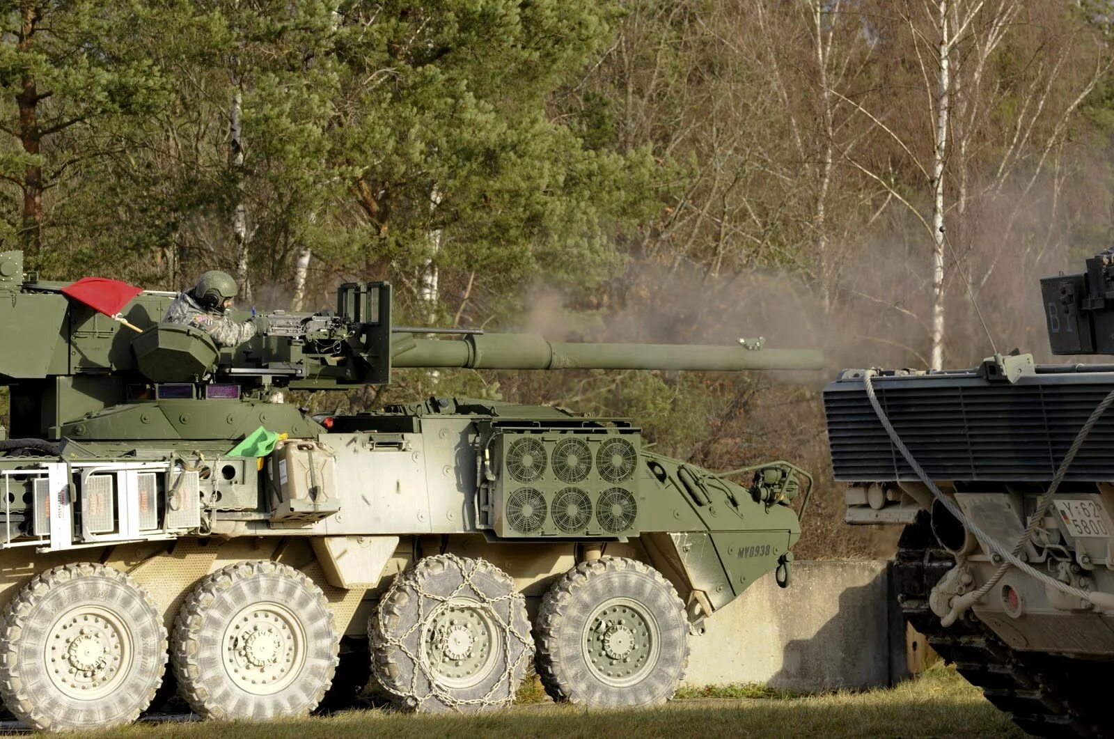 Gun system. M1128 Stryker. M1128 mobile Gun System Stryker. Колесный танк Stryker m1128 MGS. Колёсная САУ m1128 MGS.