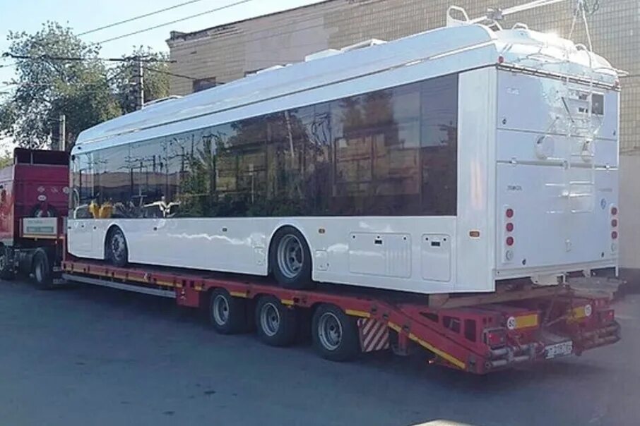 Троллейбус Волгоград 2017 тестируемый. Тролза "Мегаполис" в Волгограде. Троллейбус с автономным ходом в Волгограде. Транспортировка троллейбусов.