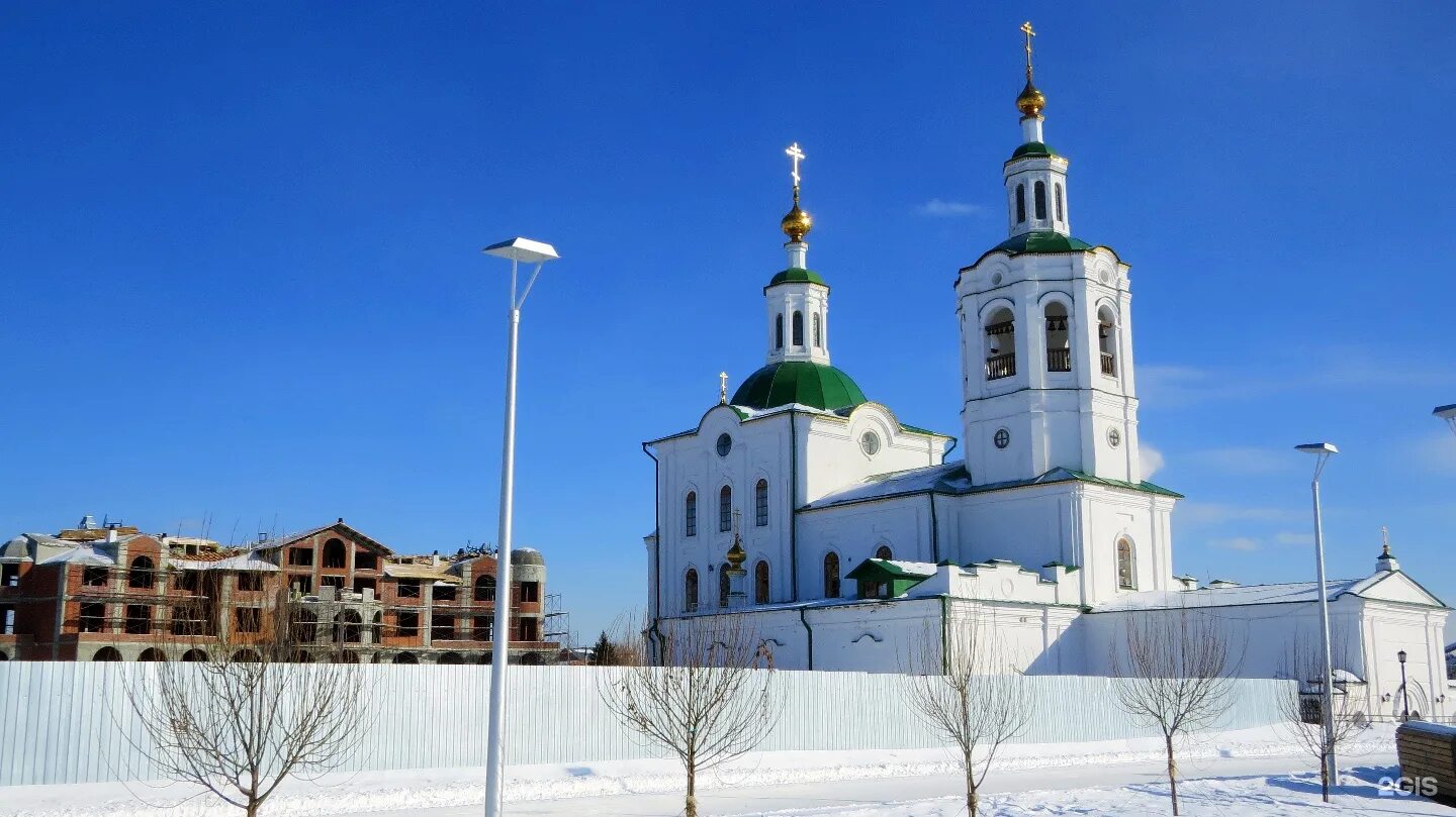 Вознесенско георгиевский храм тюмень. Вознесенская георгиевская церковь в тюмени заречье. береговая 77 тюмень храм. тюмень храм белый. вознесенско-георгиевская церковь тюмень фото зимой.