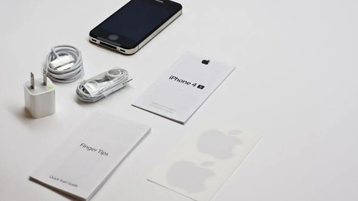 Iphone 4s комплектация. Apple iphone 4s комплектация. Комплектация айфон евротест 11. Комплектация айфона 5s. Набор телефона айфон